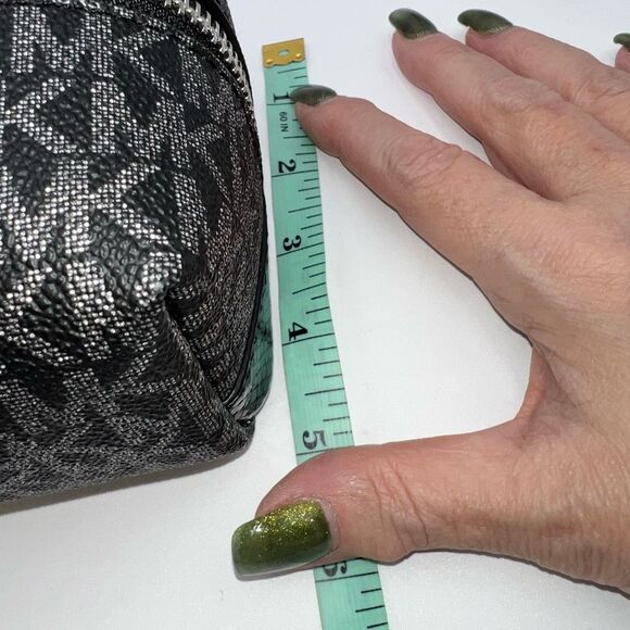 Michael Kors Black and Silver MD Travel Case with Snakeskin Embossed‎ Leather on - Picture 8 of 14